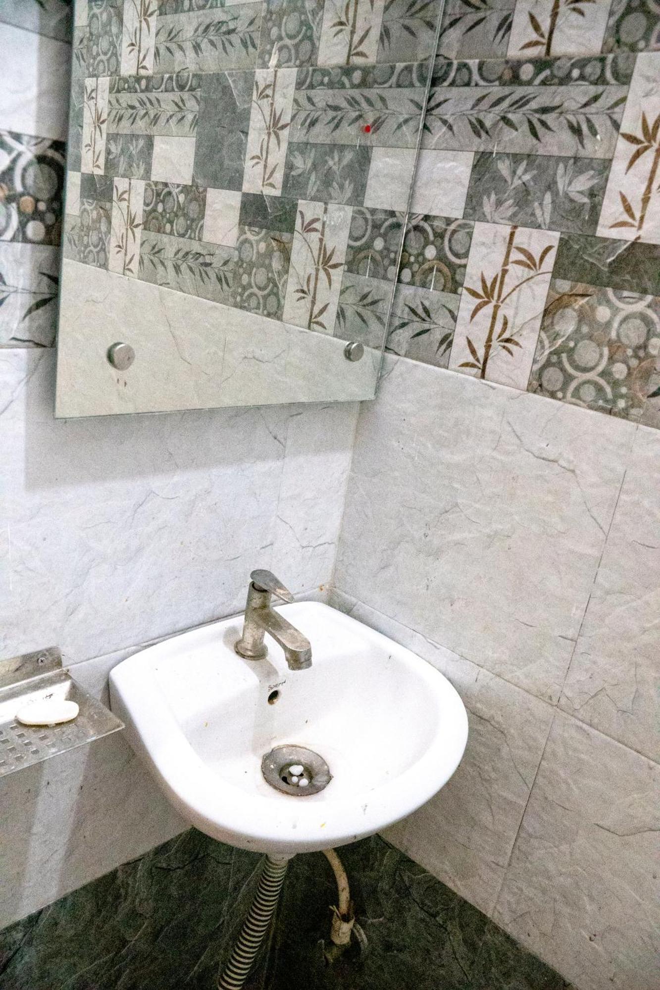 Hotel An Palace Agra  Εξωτερικό φωτογραφία